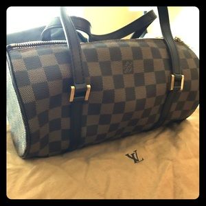 Louis Vuitton Pappilon